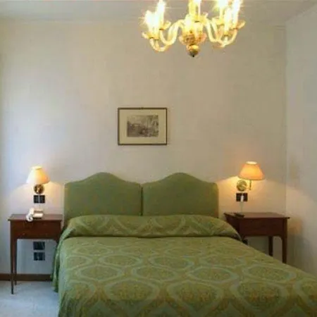 Iris Ξενοδοχείο