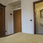 Hotell Iris