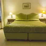 Hotell Iris 2*