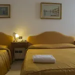 Hotell Iris 2*